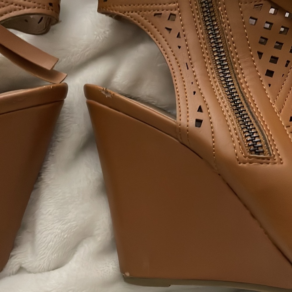 Wedges - Picture 3 of 3